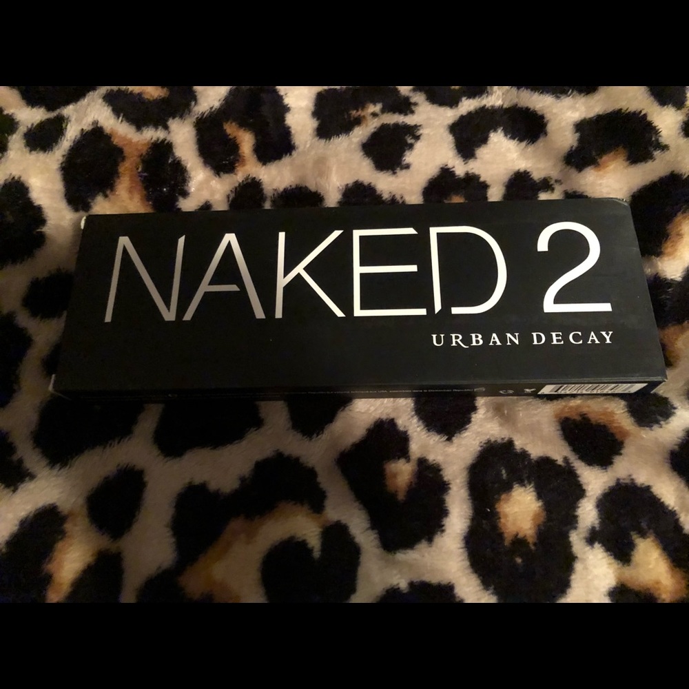 BN Urban Decay Naked 2 Eyeshadow Palette